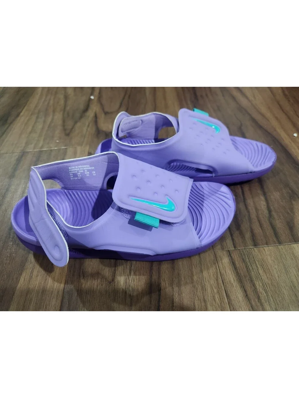Nike sunray water